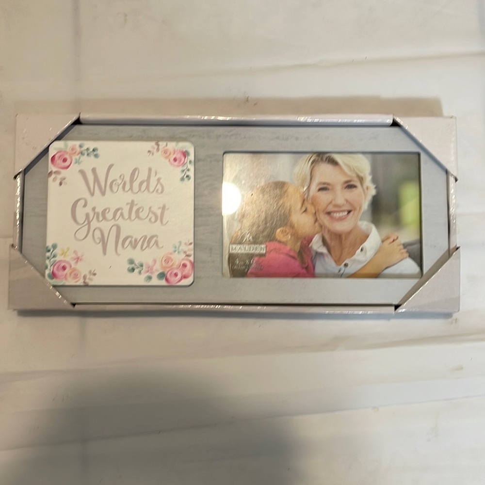 Malden “worlds greatest nana” tile and 4x6 picture frame